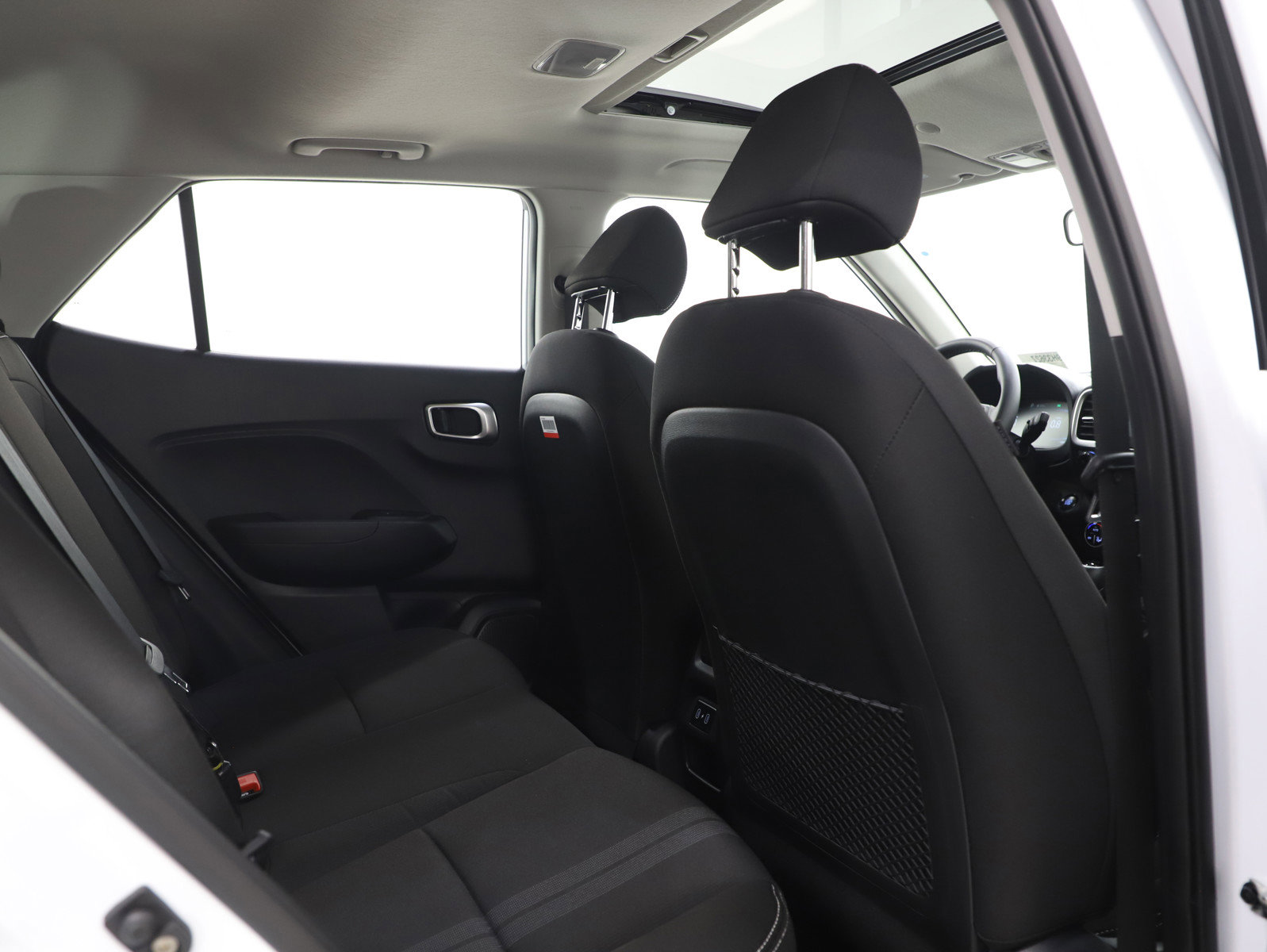 Certified 2026 Hyundai Venue SEL FWD image 12