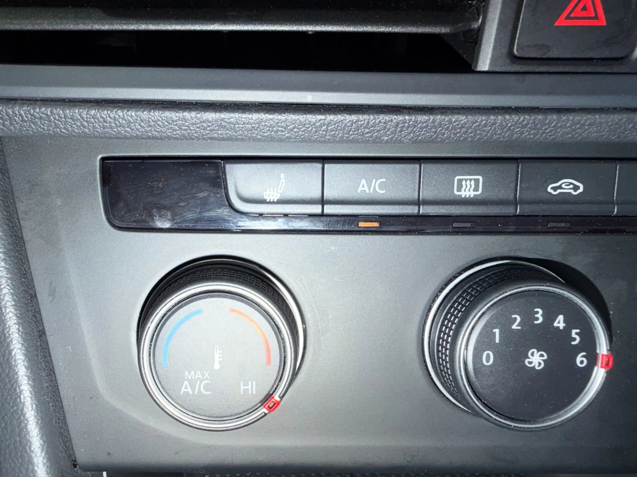 Used 2024 Volkswagen Jetta Sport image 20