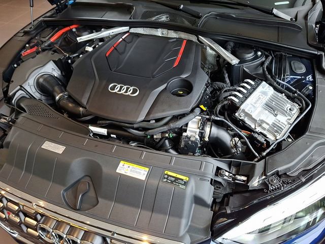 Used 2025 Audi S5 Premium image 27