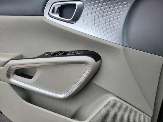 Certified 2021 Kia Soul LX image 20