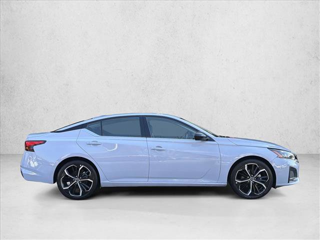 Used 2024 Nissan Altima 2.5 SR image 4