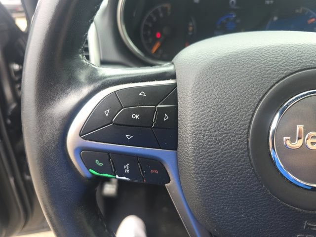 Used 2019 Jeep Grand Cherokee Altitude AWD/4WD image 25