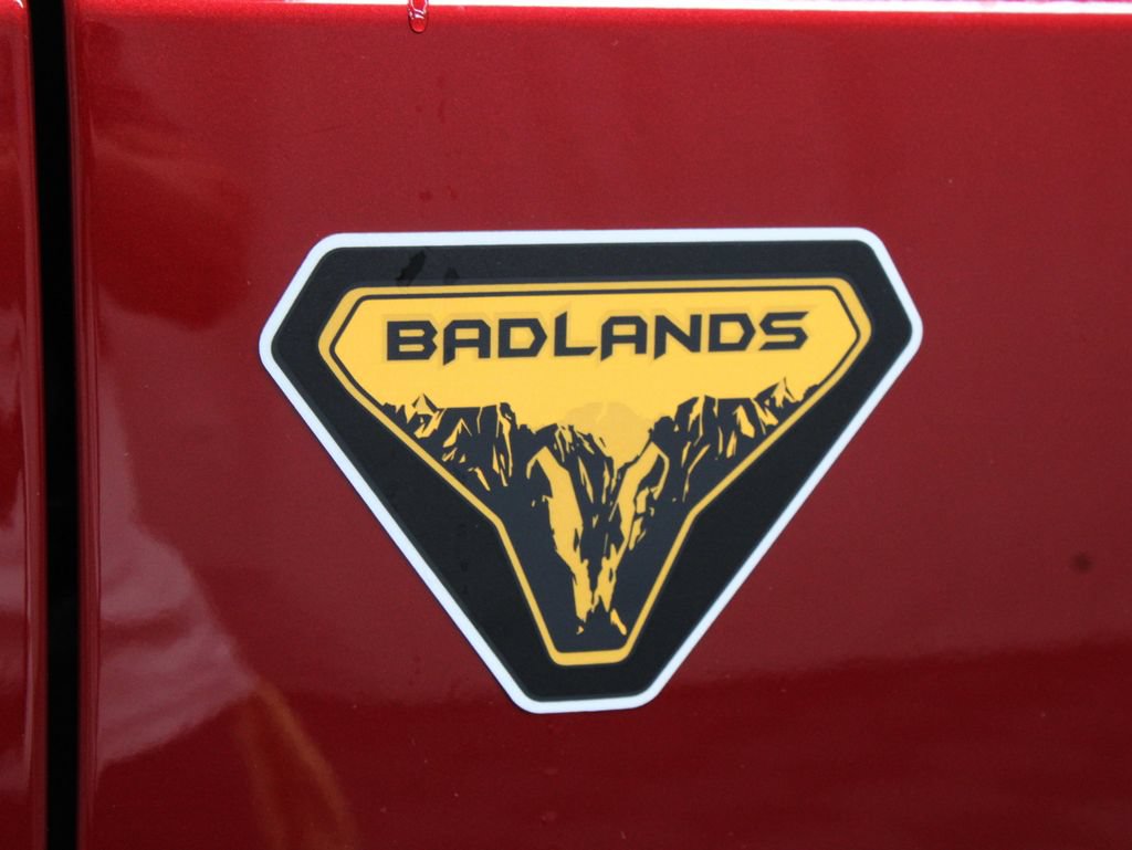 Used 2025 Ford Bronco Badlands AWD/4WD image 57