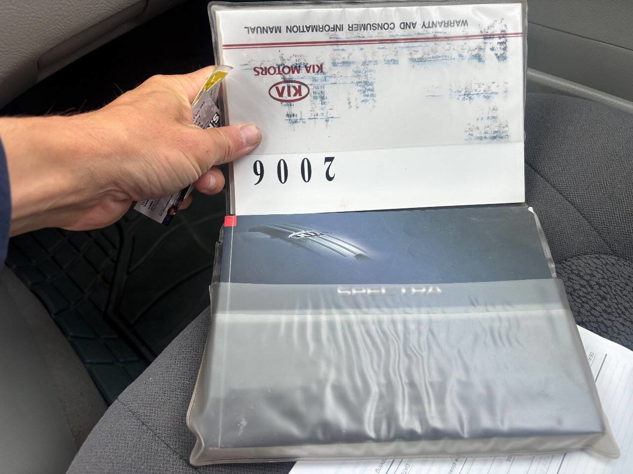 Used 2006 Kia Spectra5 image 19