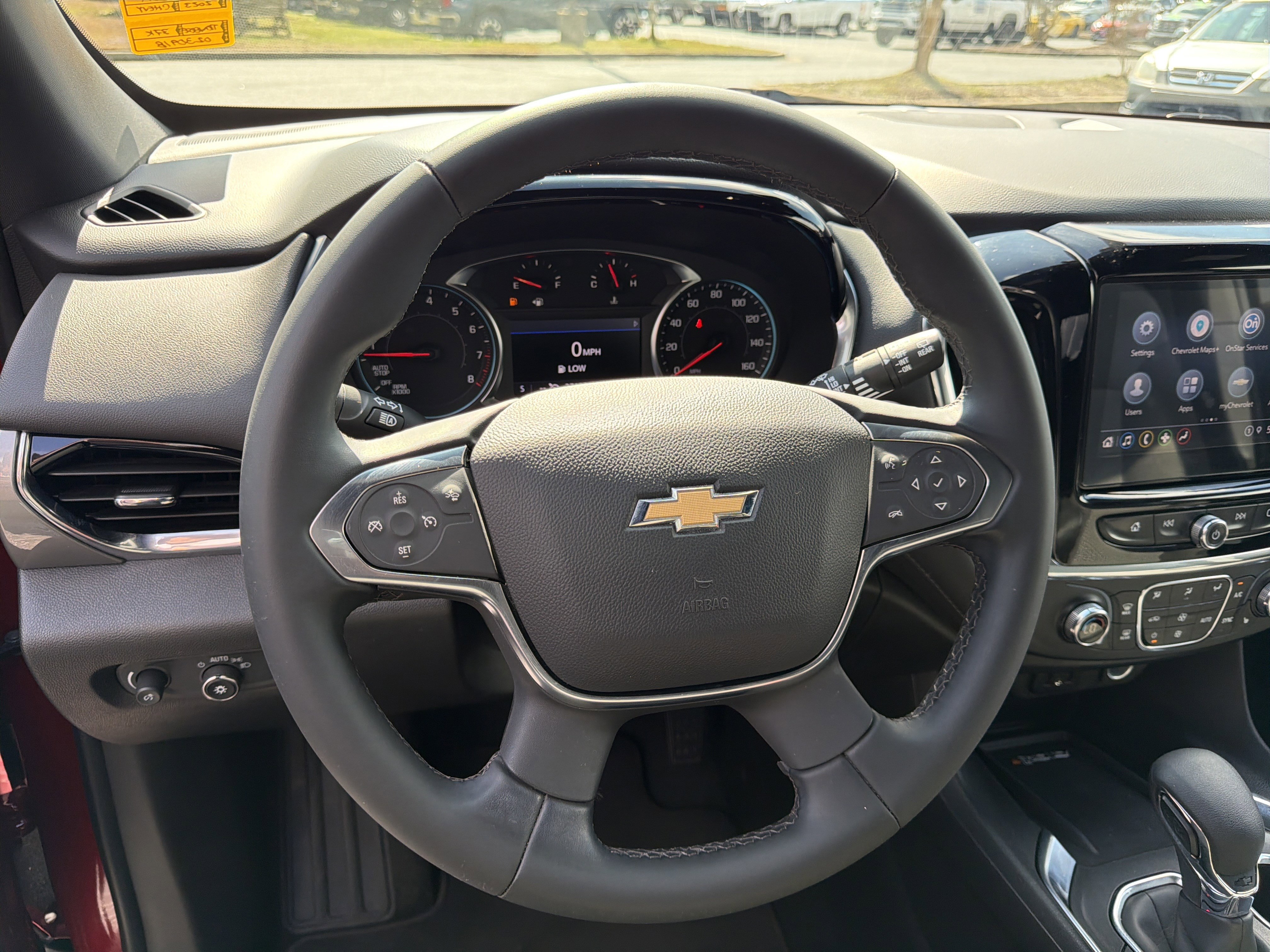 Used 2023 Chevrolet Traverse LT image 24