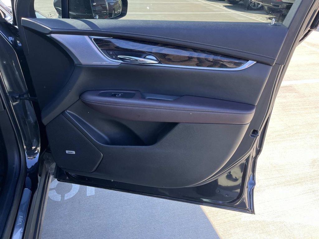 Used 2020 Cadillac XT6 Premium Luxury image 23