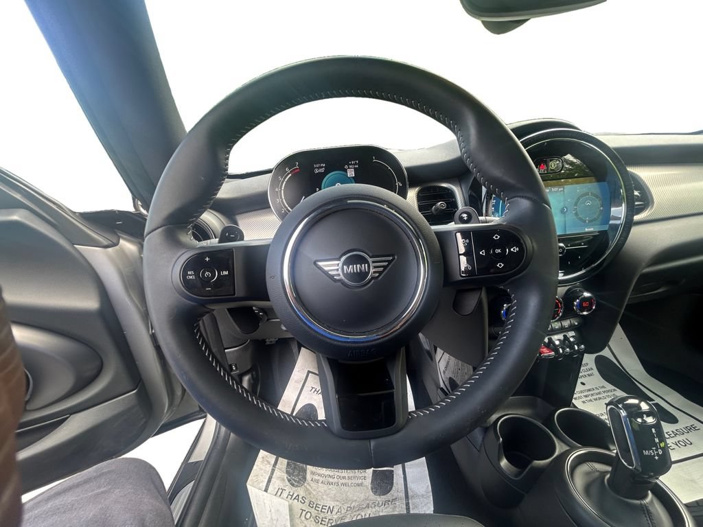 Used 2024 MINI Cooper S w/ Signature Upholstery Package FWD image 12