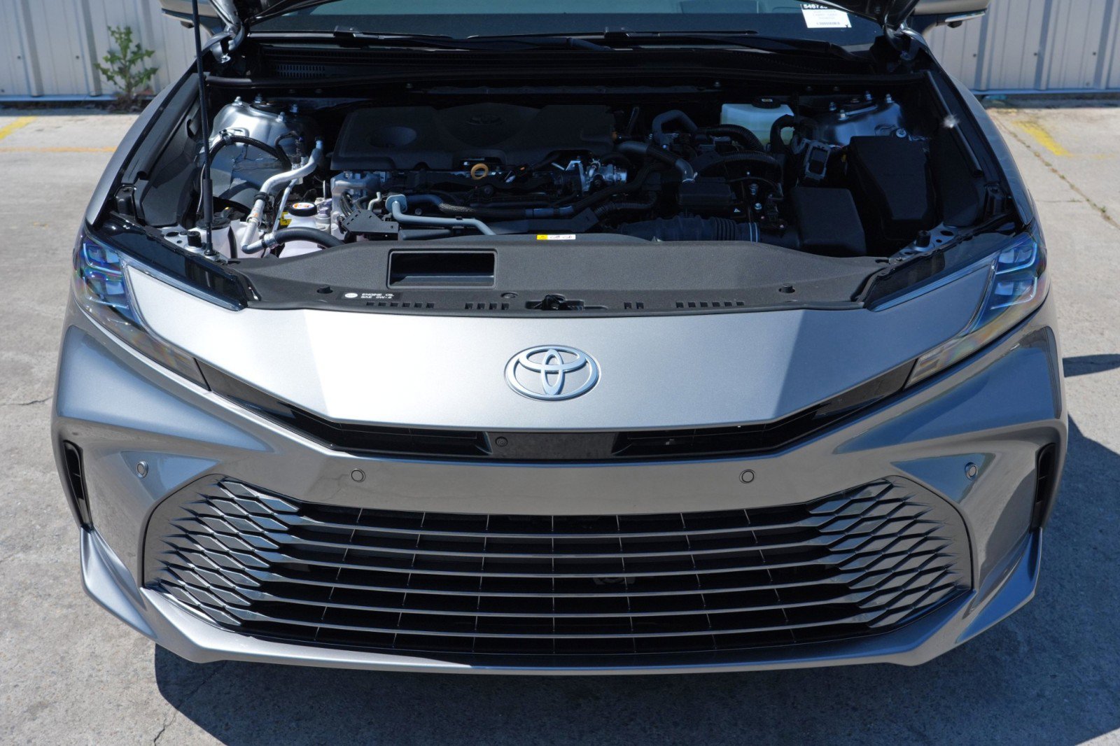 Used 2026 Toyota Camry XLE w/ Premium Plus Package AWD/4WD image 7