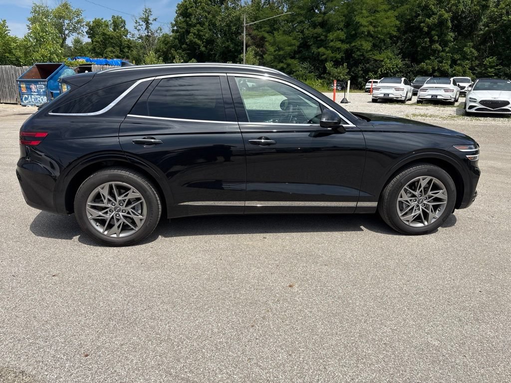 Used 2025 Genesis GV70 2.5T w/ Advanced Package AWD/4WD image 4