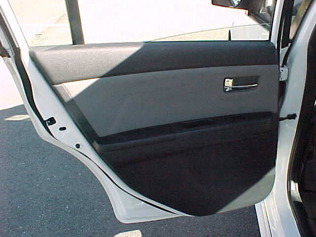 Used 2010 Nissan Sentra 2.0 SR image 14