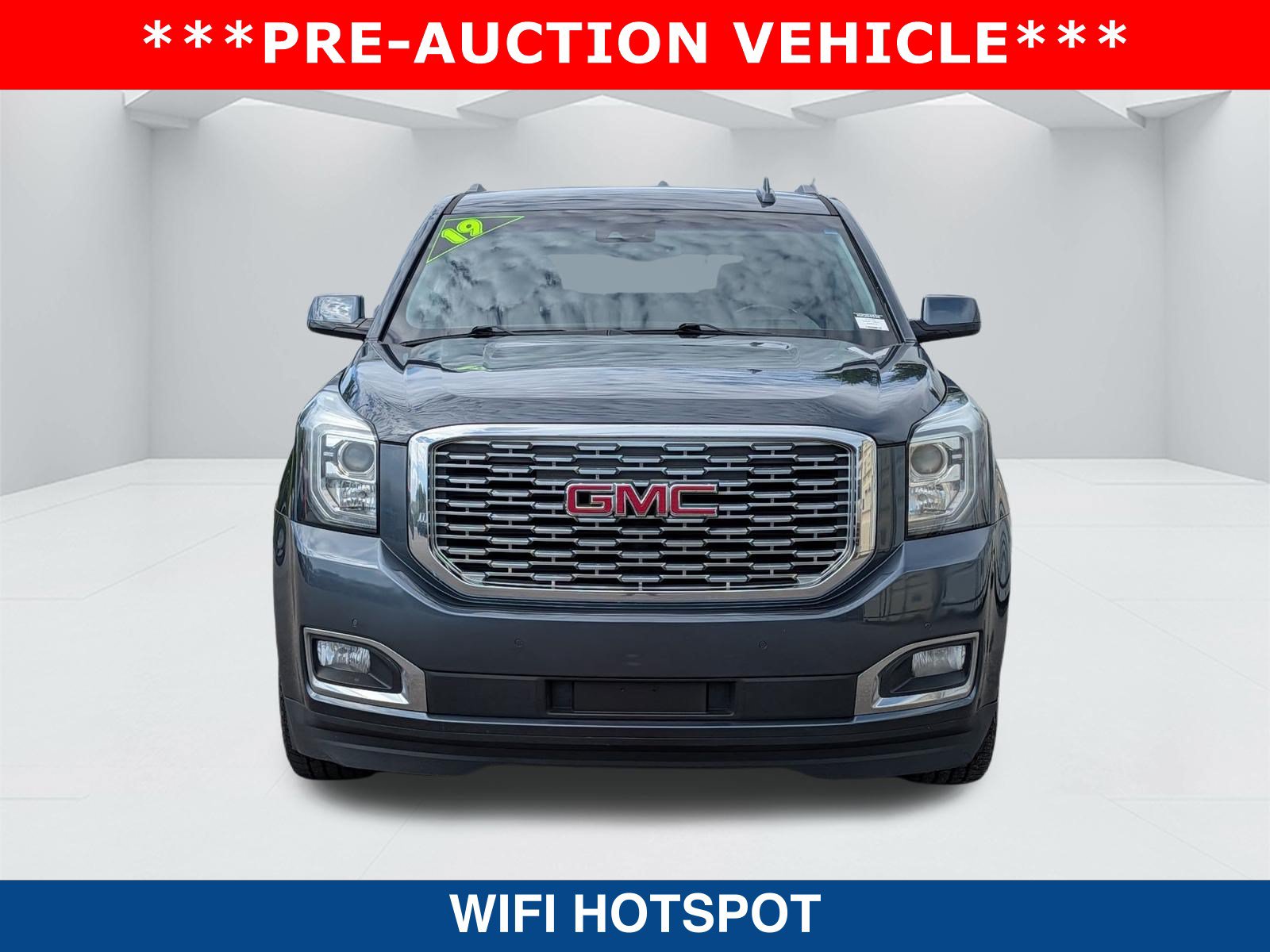 Used 2019 GMC Yukon XL Denali AWD/4WD image 9