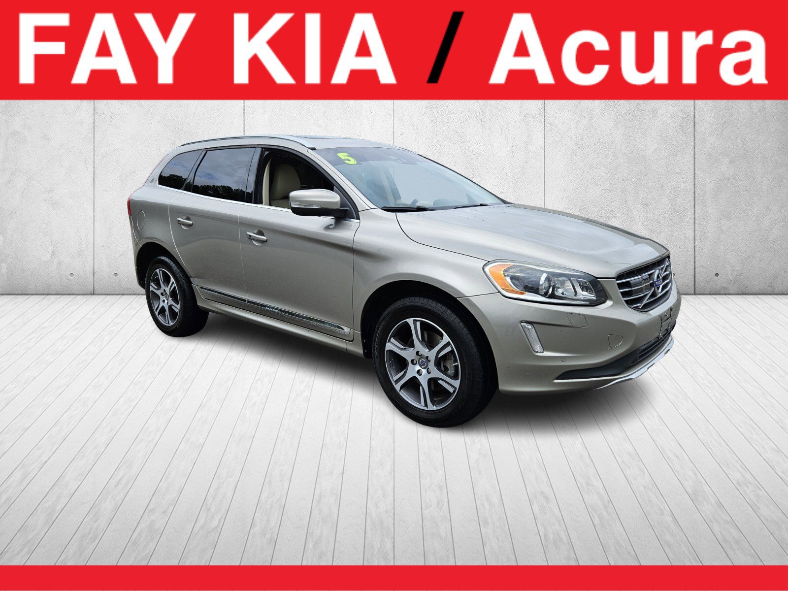 Used 2015 Volvo XC60 T6 Platinum w/ Climate Package