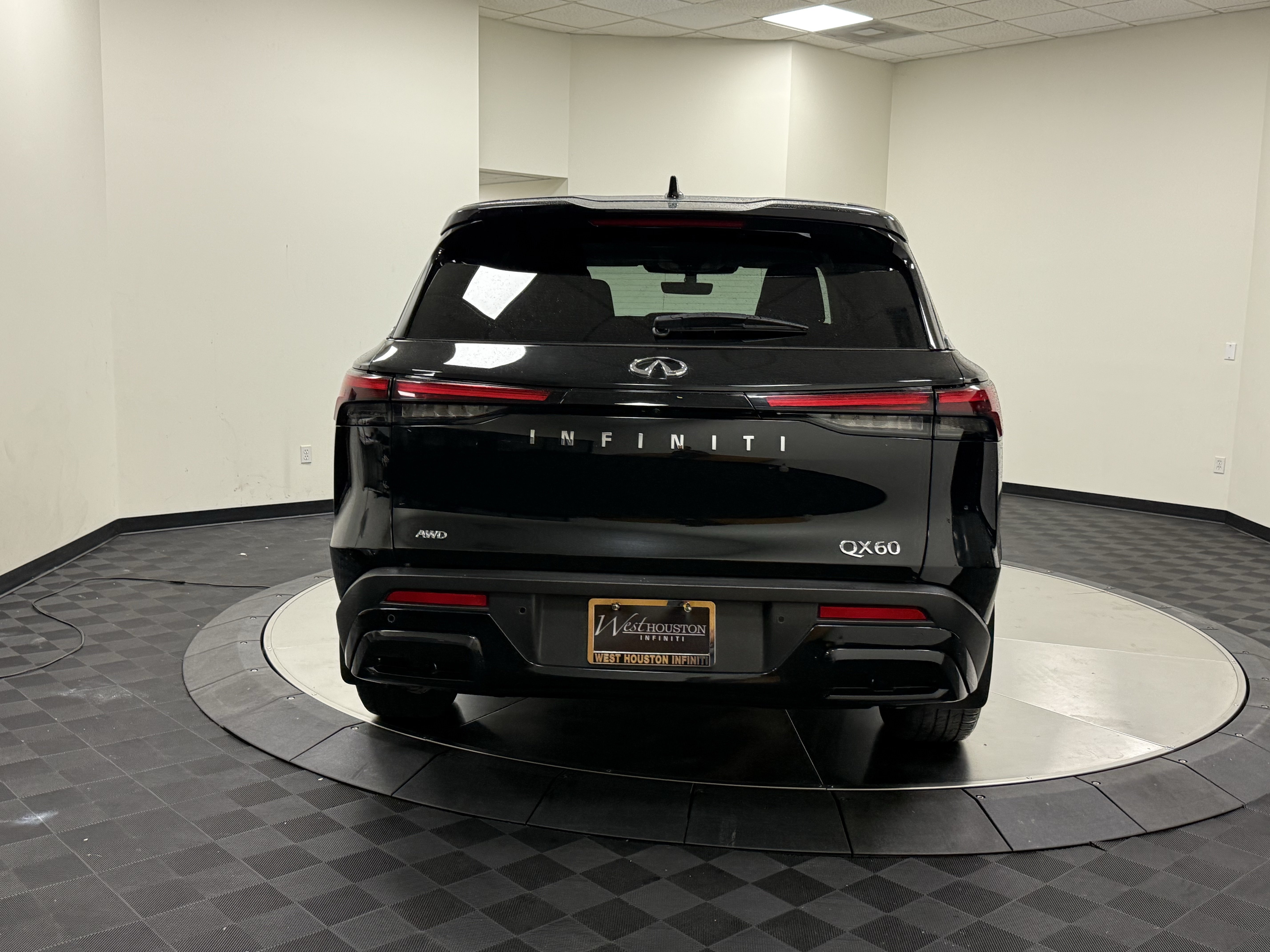 Certified 2025 INFINITI QX60 Pure AWD/4WD image 6