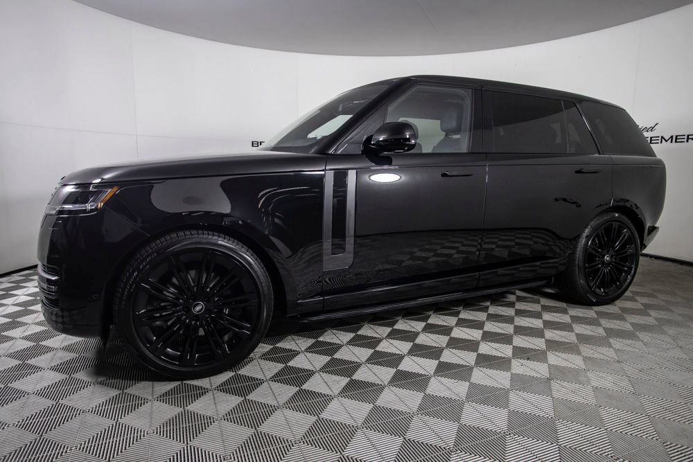 Used 2024 Land Rover Range Rover Long Wheelbase SE AWD/4WD image 10