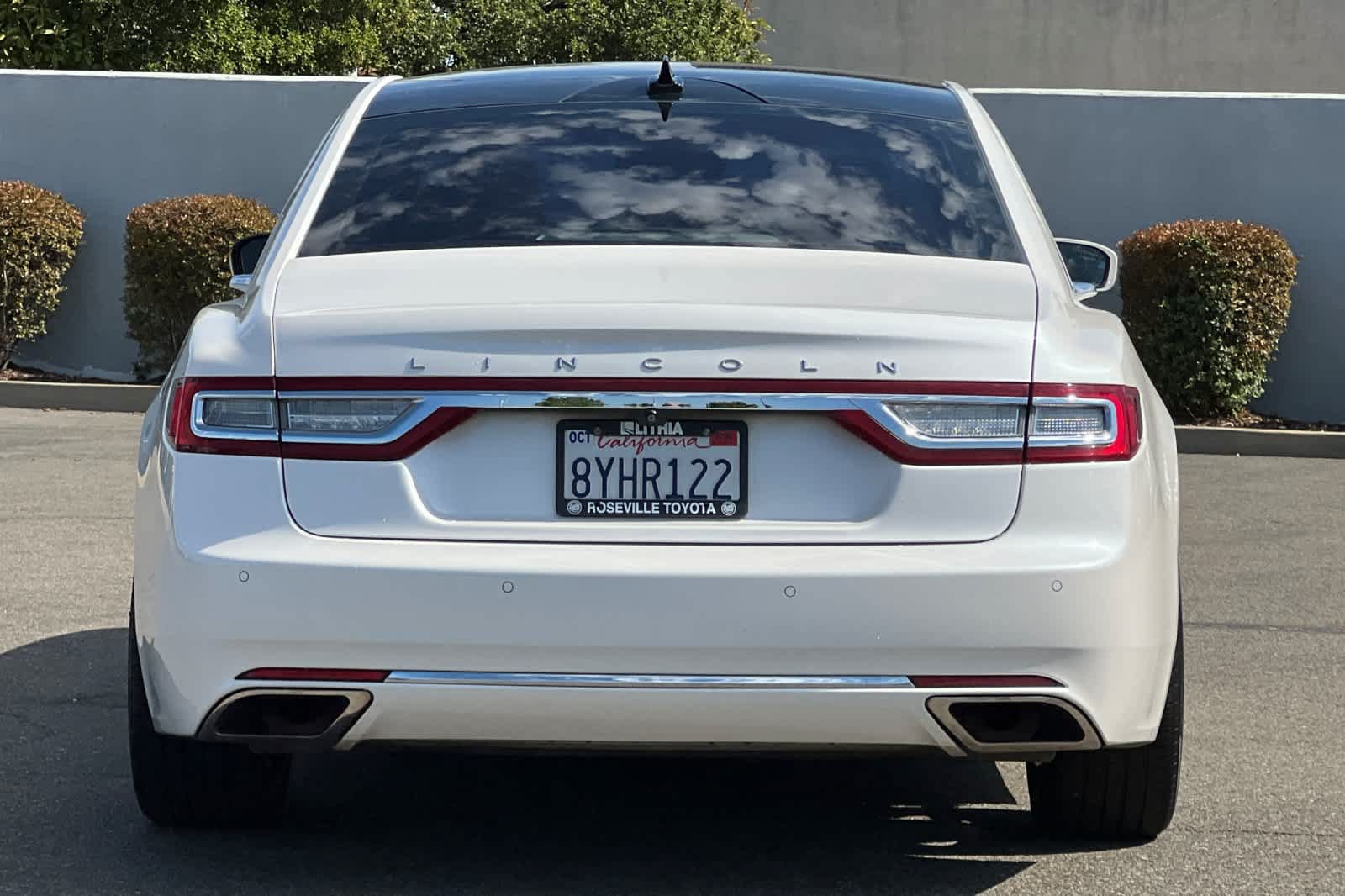 Used 2018 Lincoln Continental Reserve w/ Continental Climate Package AWD/4WD image 8