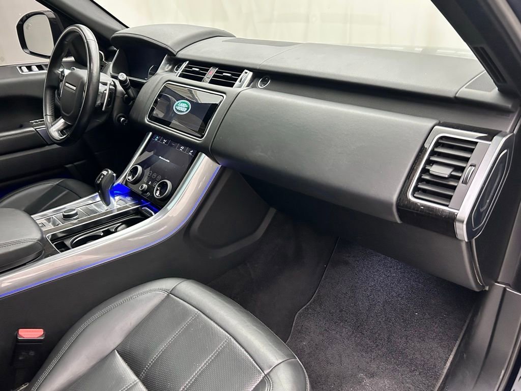 Used 2020 Land Rover Range Rover Sport HSE Dynamic image 18