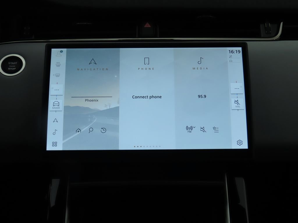 New 2026 Land Rover Range Rover Evoque S image 14