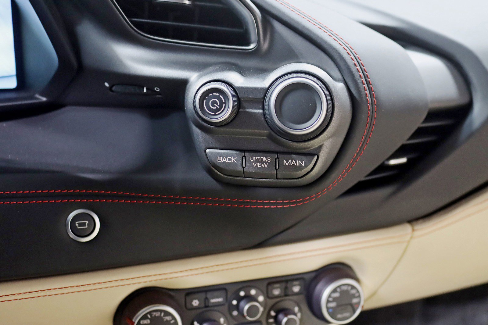 Used 2018 Ferrari 488 GTB image 25