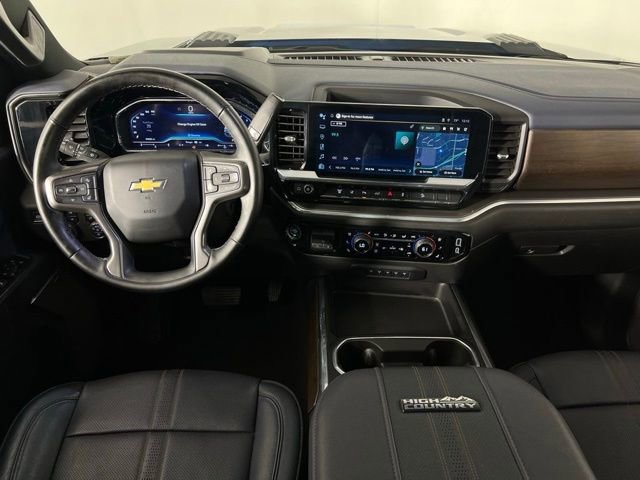 Used 2024 Chevrolet Silverado 3500 High Country w/ Technology Package image 11