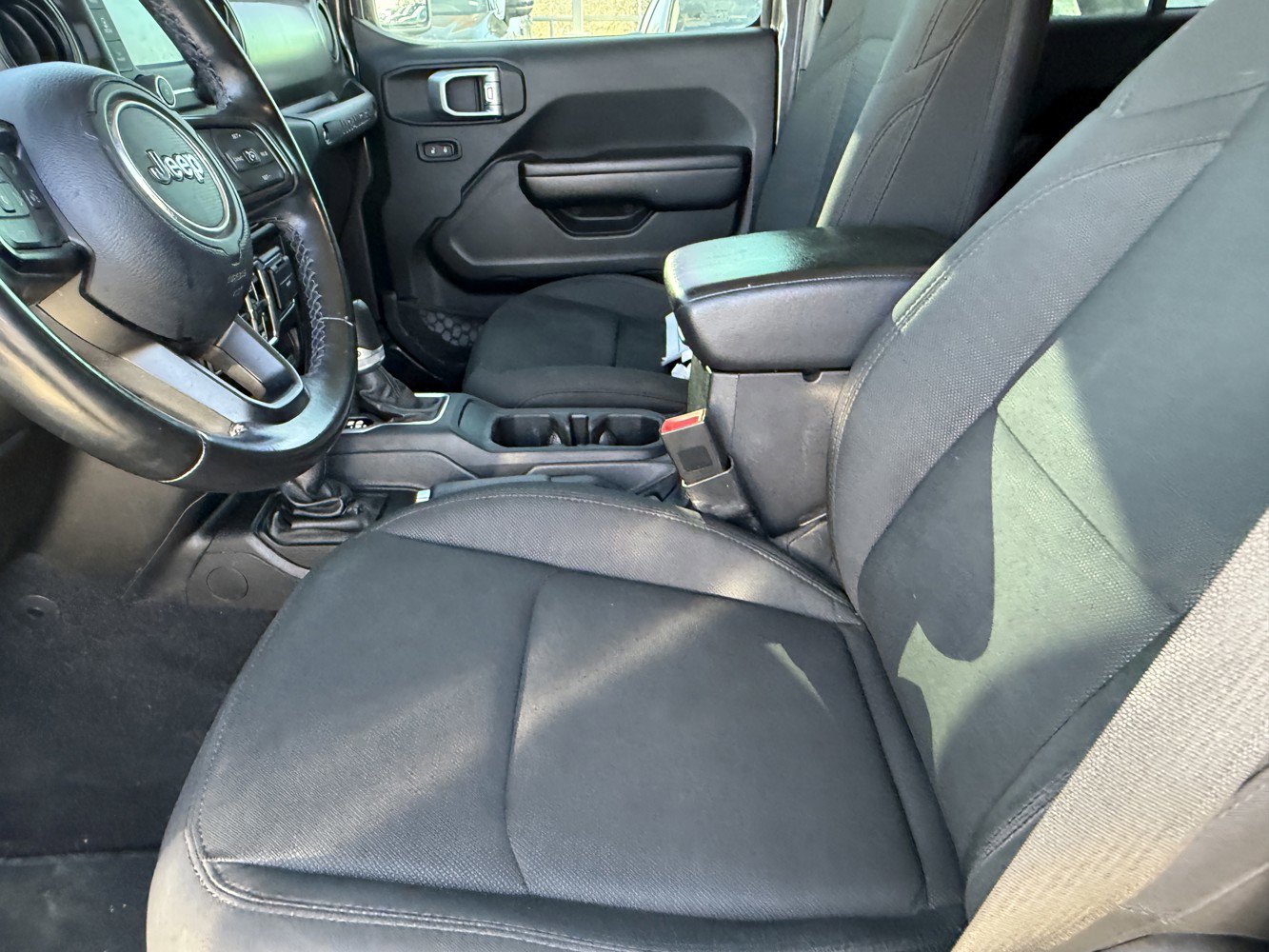 Used 2020 Jeep Wrangler Unlimited Sport S image 11