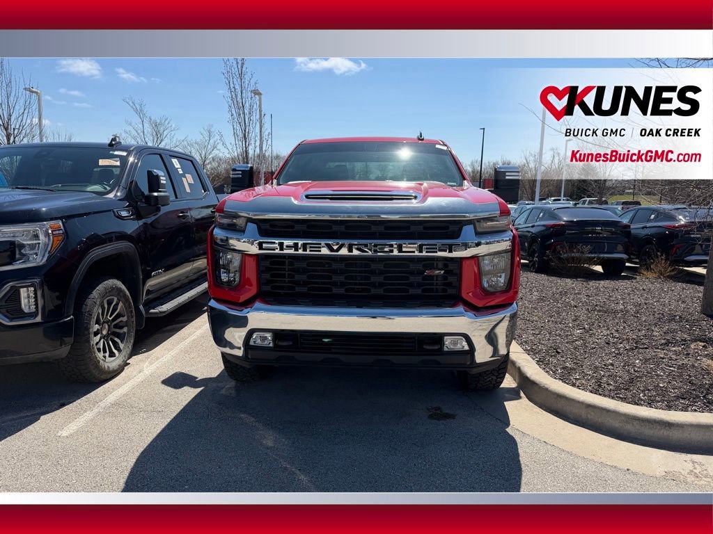 Used 2022 Chevrolet Silverado 2500 LT w/ Convenience Package AWD/4WD image 3