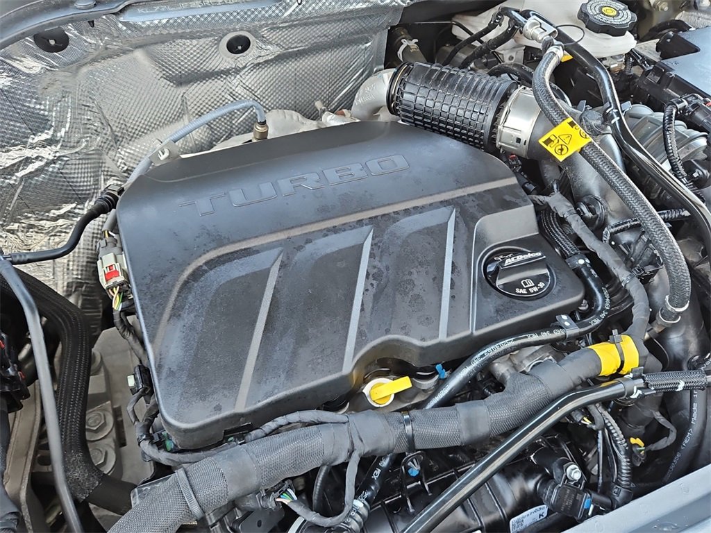 Used 2024 Chevrolet Trax RS w/ Sunroof Package image 14