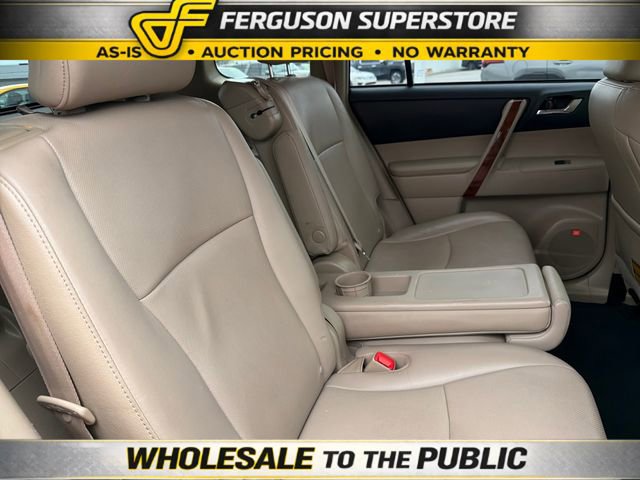 Used 2012 Toyota Highlander Limited w/ Tow Pkg AWD/4WD image 23