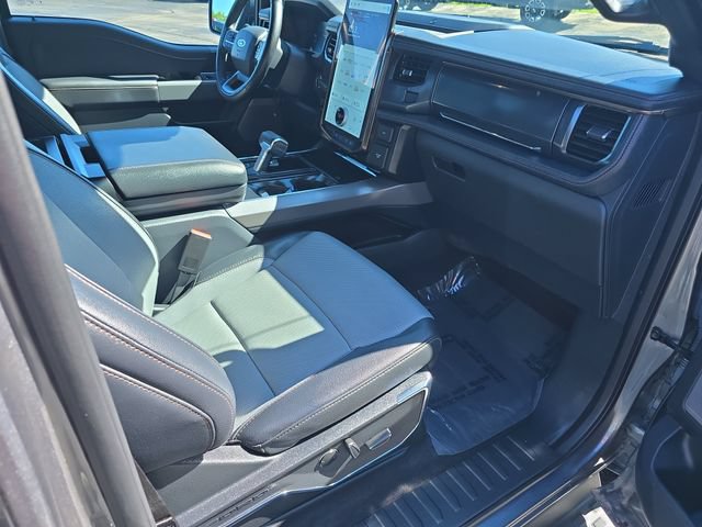 Used 2023 Ford F150 Lightning Lariat AWD/4WD image 14