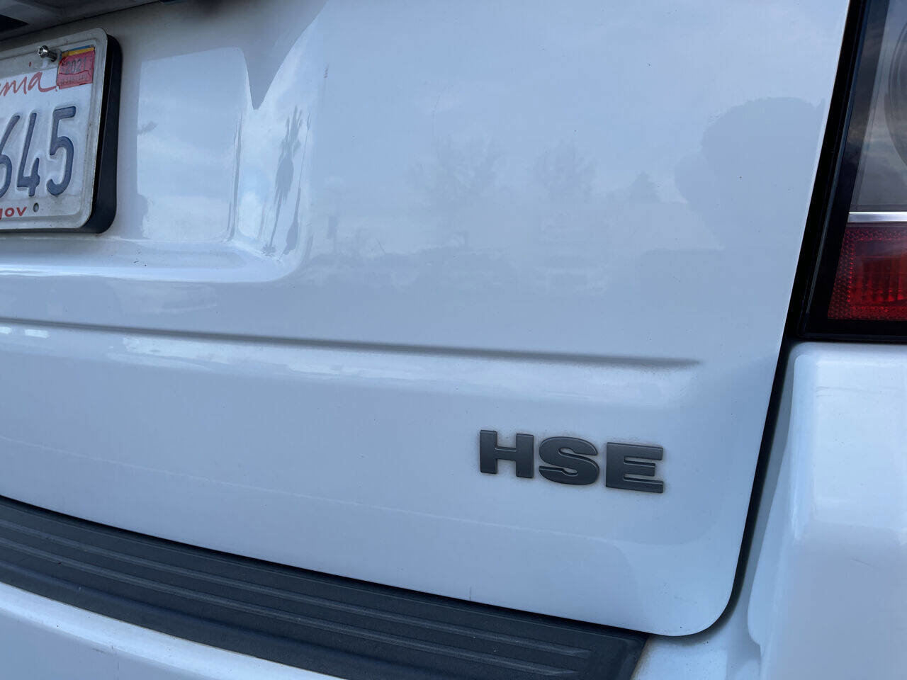 Used 2013 Land Rover LR2 HSE image 24