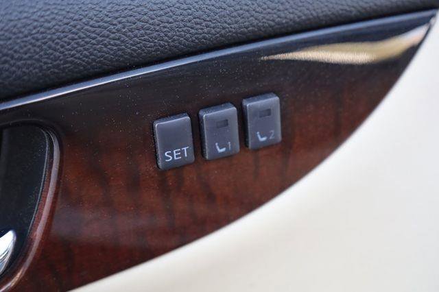 Used 2017 INFINITI QX50 Journey w/ Premium Package image 33