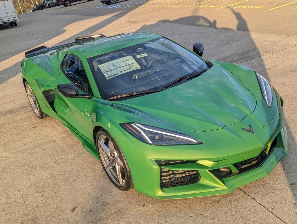 New 2026 Chevrolet Corvette E-Ray image 12
