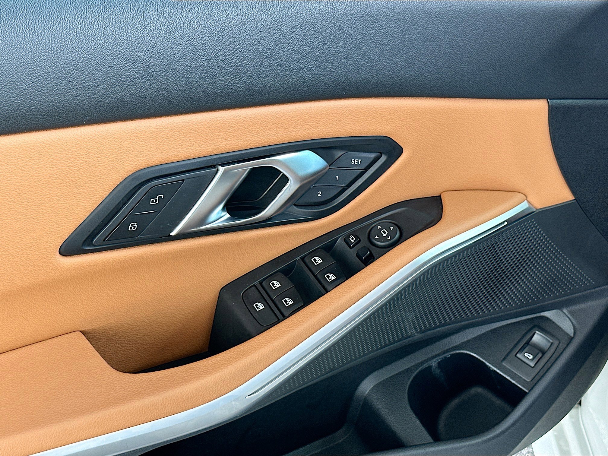 Certified 2024 BMW 330i Sedan w/ Convenience Package image 18