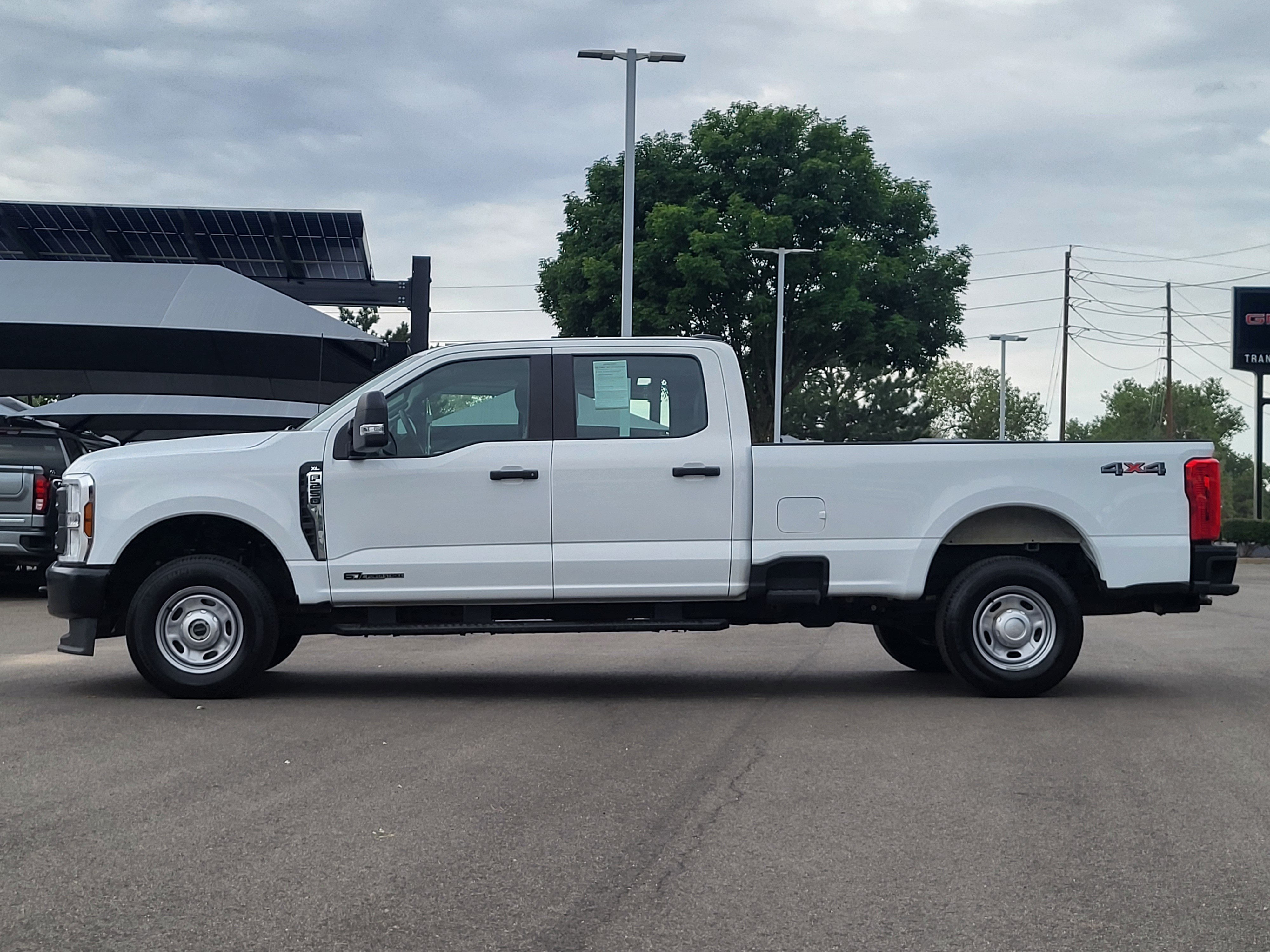 Used 2024 Ford F250 XL AWD/4WD image 4