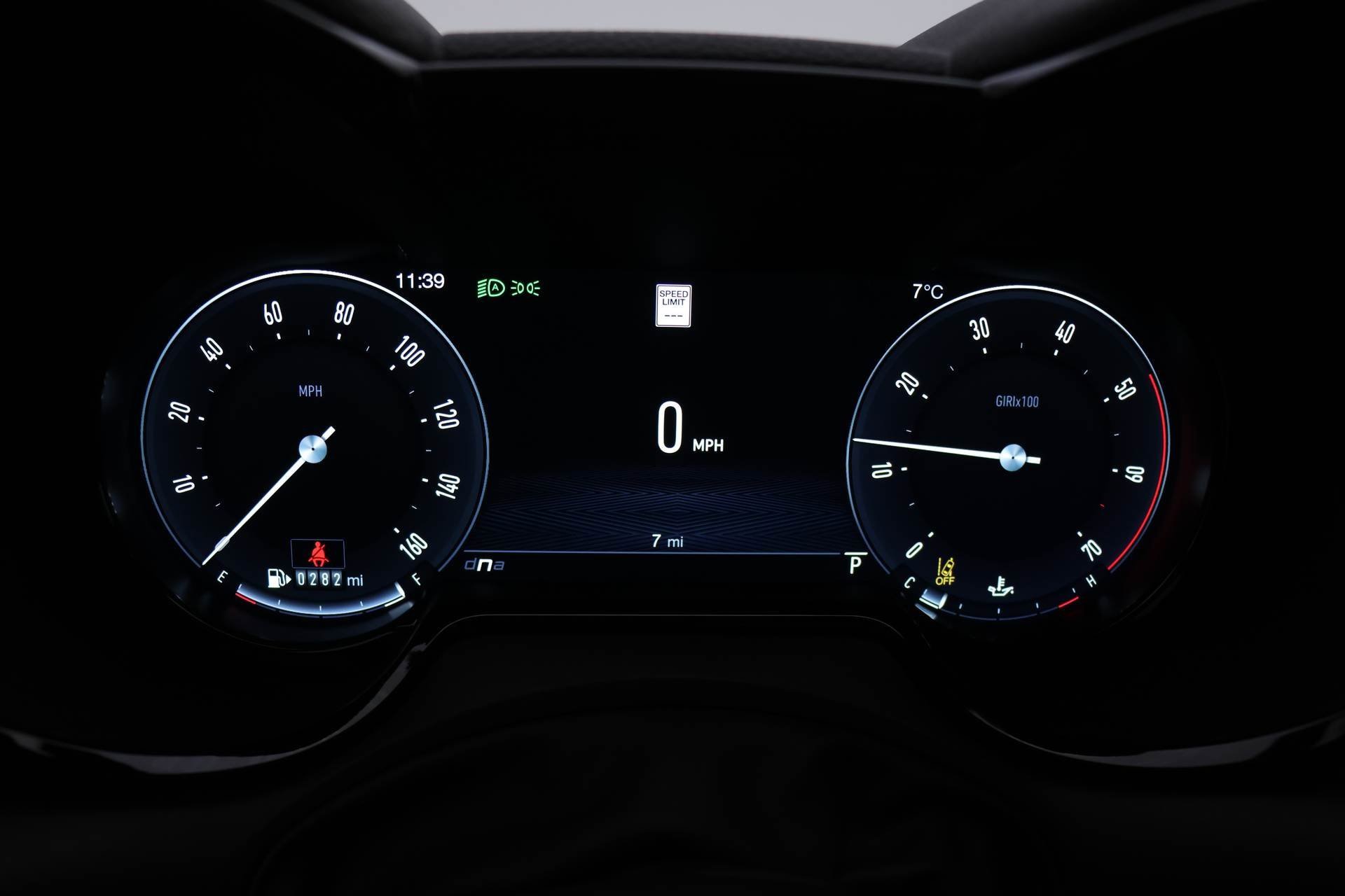 New 2025 Alfa Romeo Tonale w/ Premium Package image 17