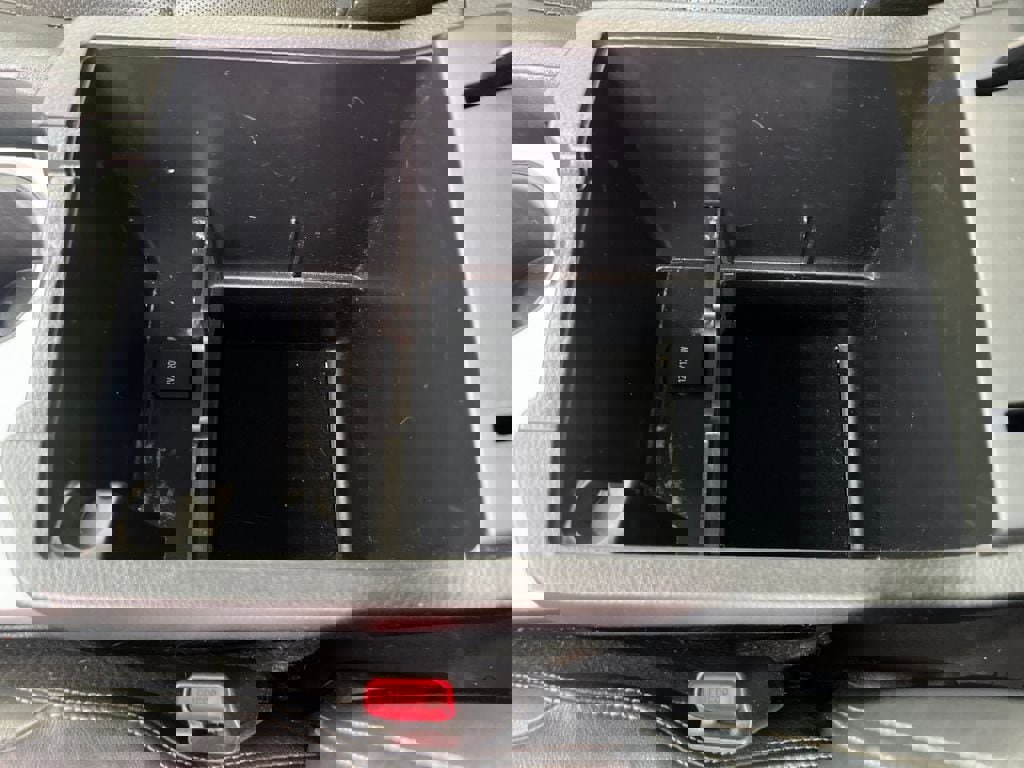 Used 2014 Toyota 4Runner Limited image 16