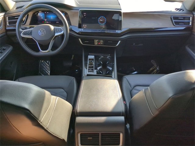 Certified 2024 Volkswagen Atlas SE image 13