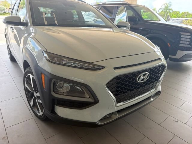 Certified 2021 Hyundai Kona Limited w/ Cargo Package FWD image 2
