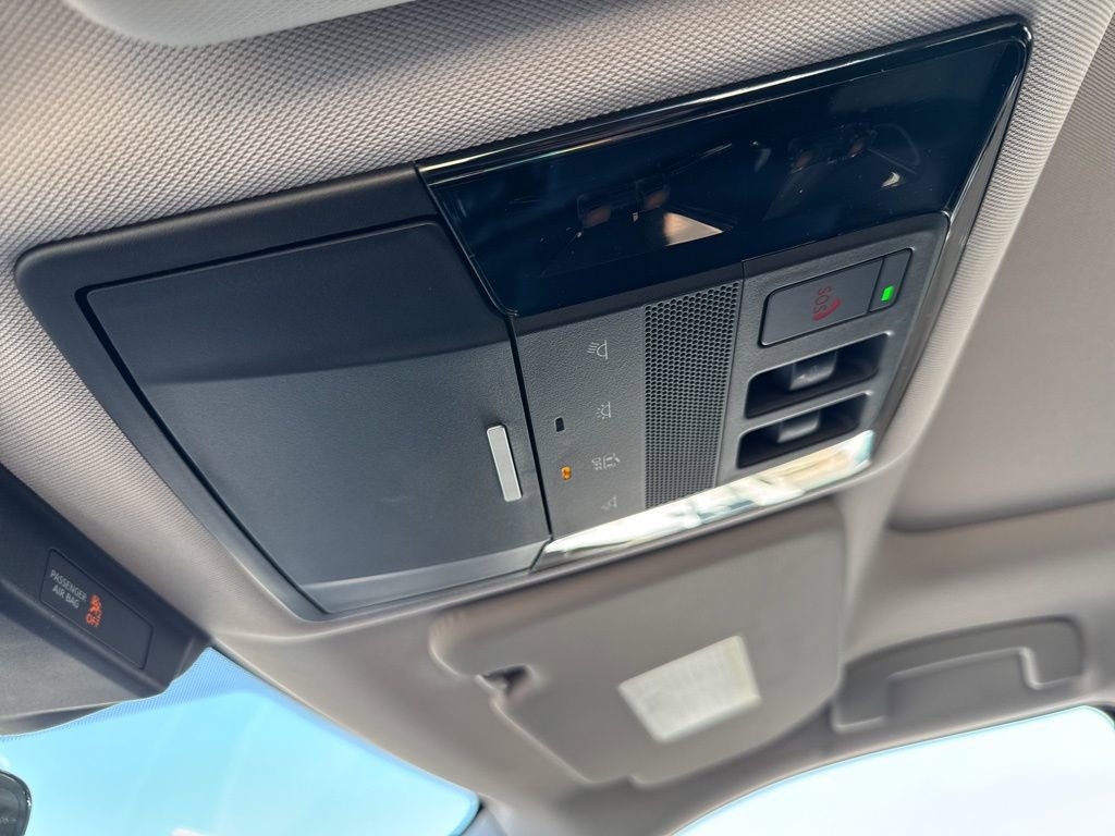 New 2026 Mitsubishi Outlander SEL FWD image 19