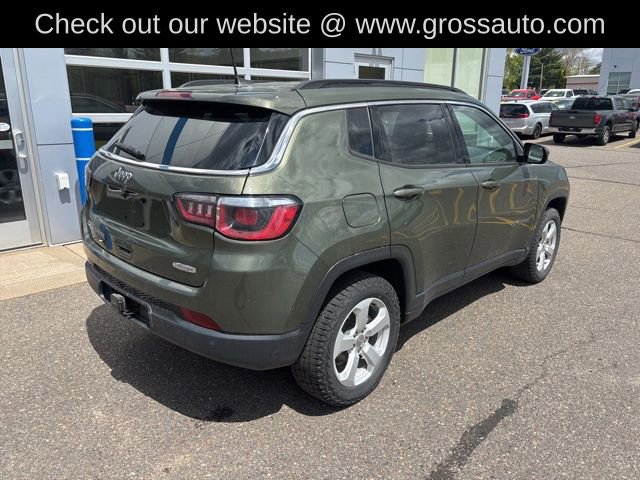 Used 2019 Jeep Compass Latitude w/ Cold Weather Group AWD/4WD image 7