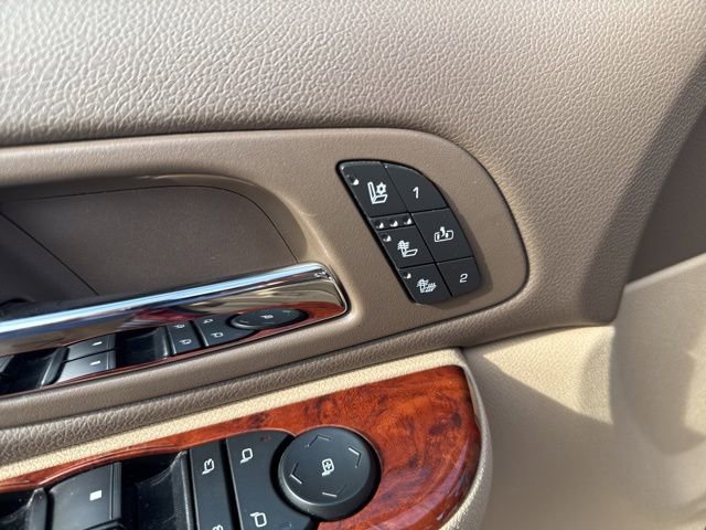 Used 2014 Chevrolet Tahoe LTZ image 25