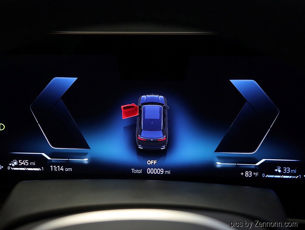 Used 2026 BMW X5 xDrive50e w/ Executive Package image 18