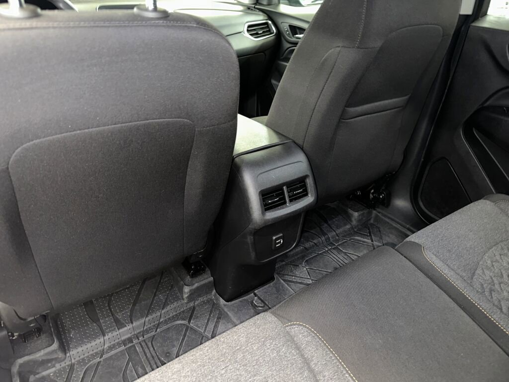 Certified 2024 Chevrolet Equinox LT w/ LPO, Floor Liner Package image 19