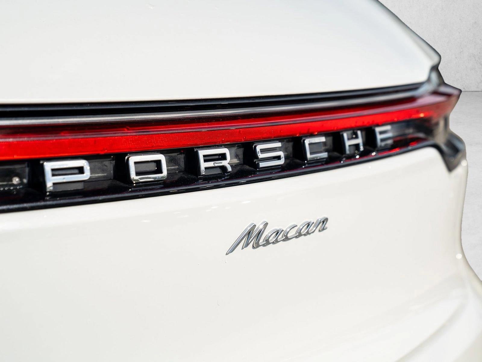 Used 2020 Porsche Macan AWD/4WD image 11