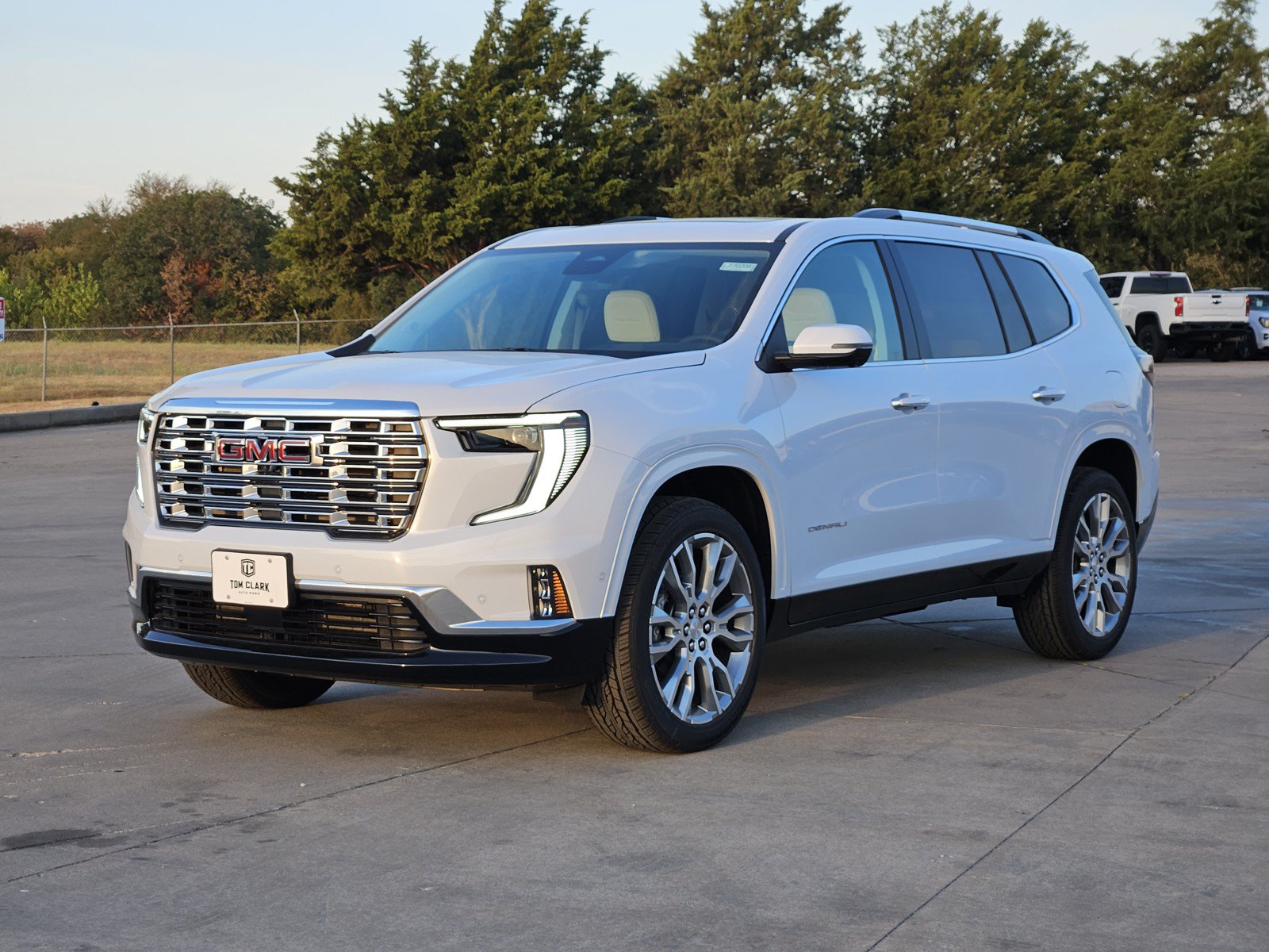 New 2027 GMC Acadia Denali FWD image 2