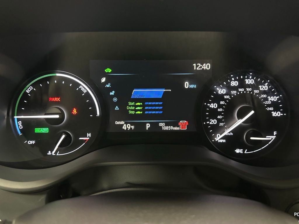 Used 2025 Toyota Sienna LE image 23