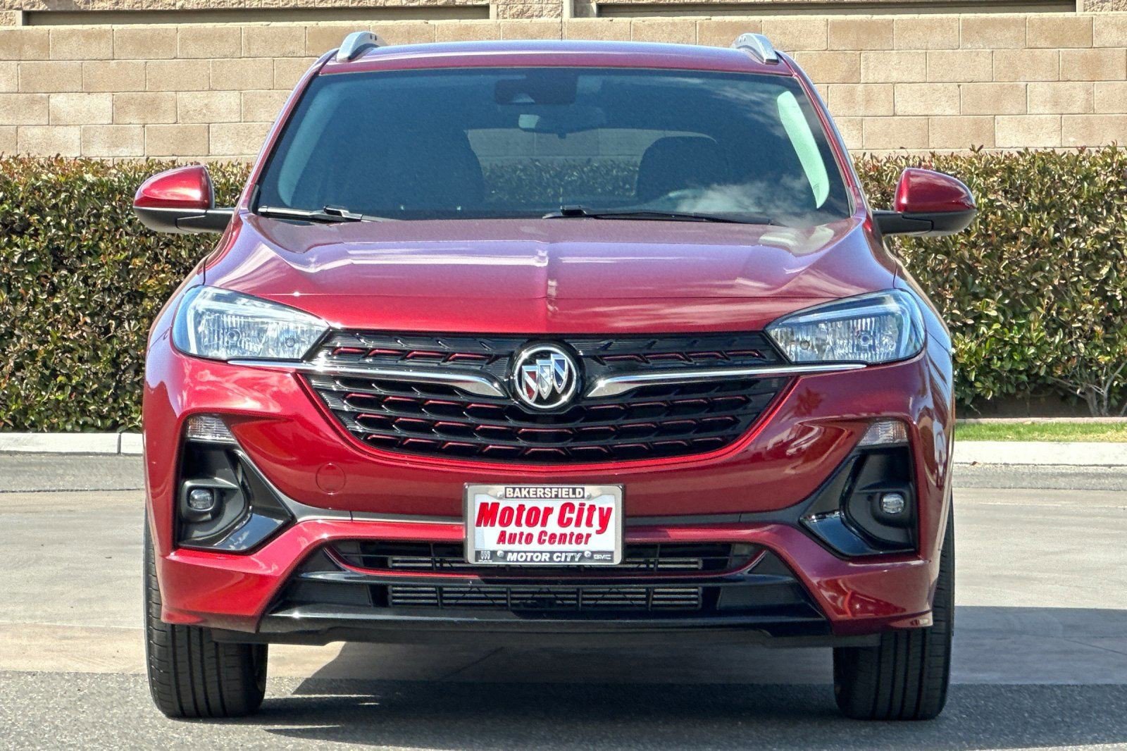 Used 2023 Buick Encore GX Select w/ Sport Touring Package FWD image 9