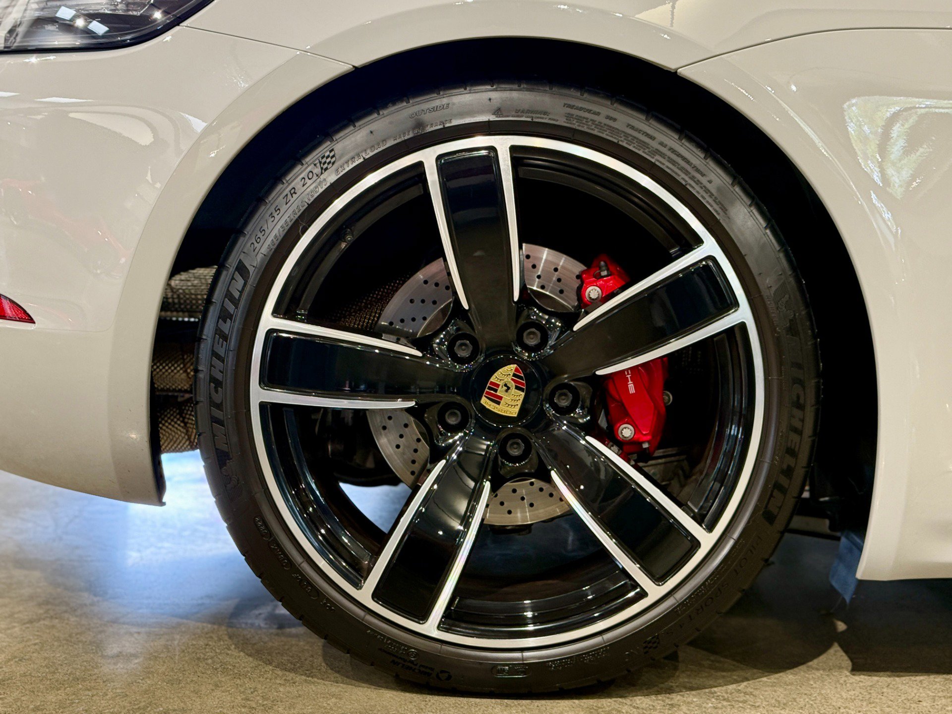 Used 2022 Porsche 718 Boxster GTS RWD image 12