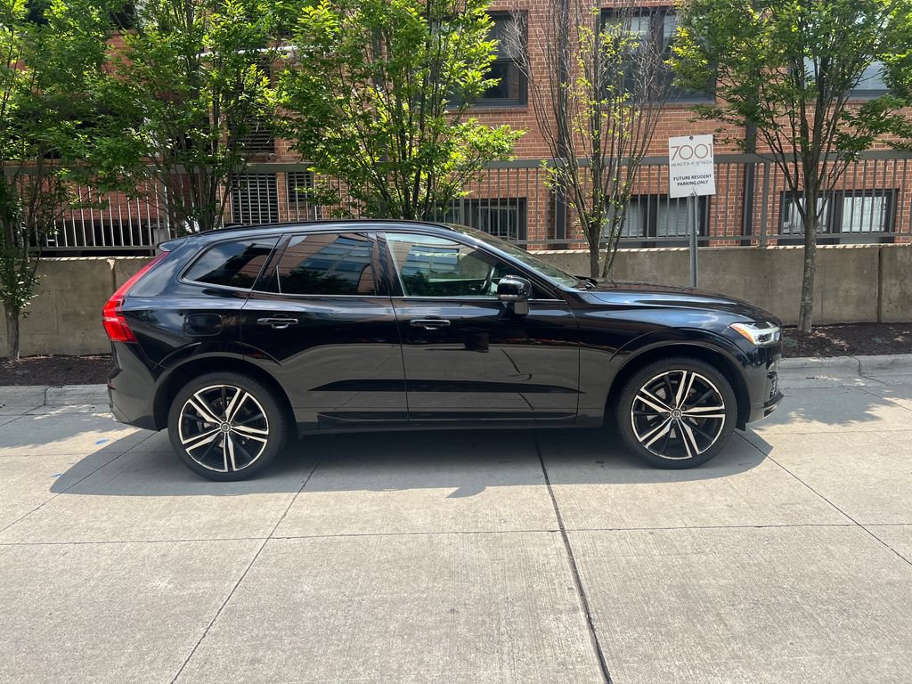 Used 2021 Volvo XC60 T8 R-Design w/ Protection Package Premier AWD/4WD image 7