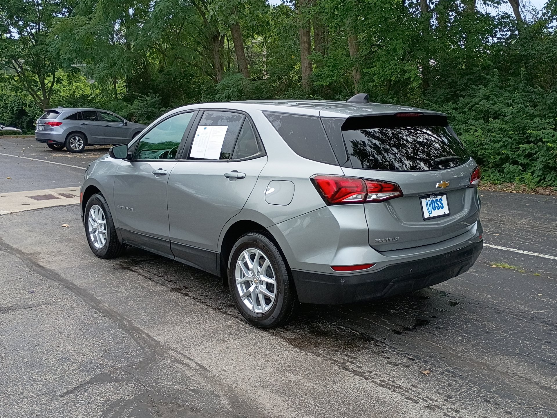 Used 2024 Chevrolet Equinox LS w/ LS Convenience Package FWD image 5