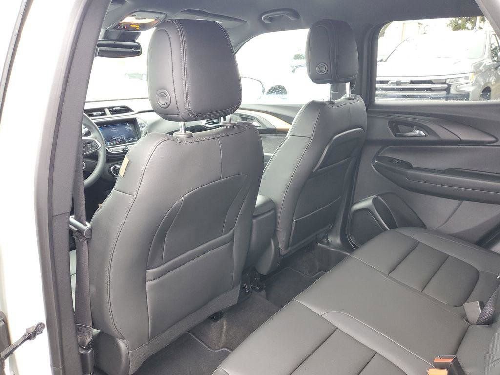 Used 2023 Chevrolet TrailBlazer ACTIV w/ Convenience Package image 28
